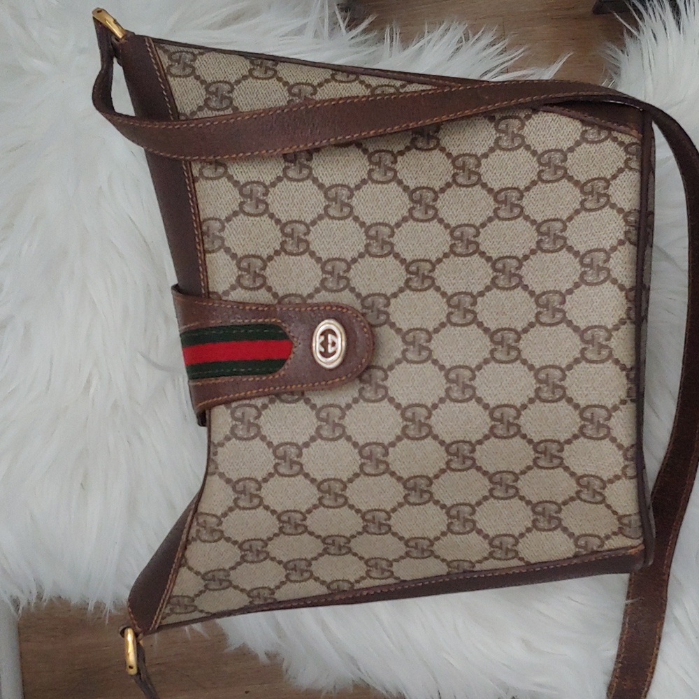 Authentic Vintage Gucci GG Monogram Supreme Sherry Web Bucket Hat Crossbody Bag
